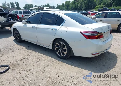 2017 Honda Accord Ex z USA, uszkodzony, nr VIN 1HGCR2F71HA044681